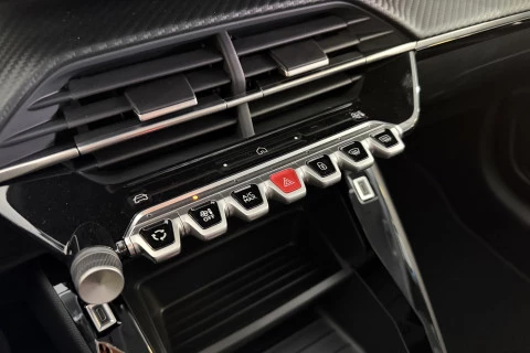 Peugeot 208 Allure HYBRID 110 eDCS6