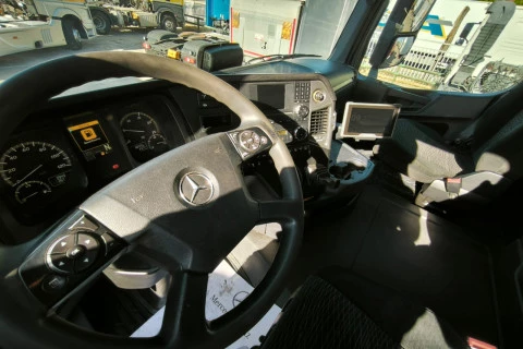 Mercedes-Benz Arocs 1845 LS HAD