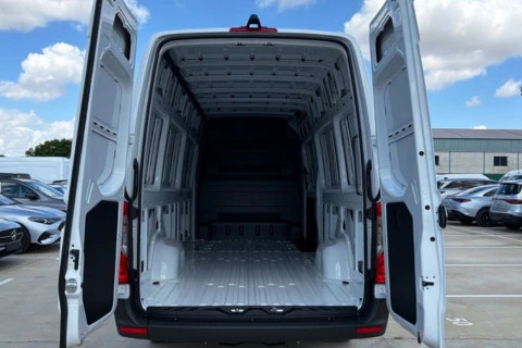 Mercedes-Benz Sprinter 317 CDI FURGON PRO LARGO