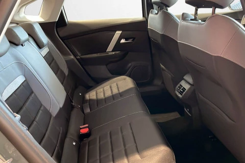 Citroën C4 X Hybrid 145 ë-DCS6 Business Edition