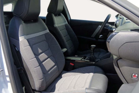 Citroën C4 PureTech 130 S&S Plus 96 kW (131 CV)