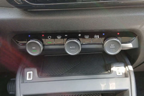 Citroën C4 PureTech 130 S&S Plus 96 kW (131 CV)