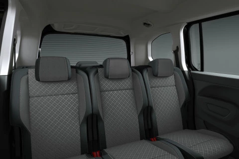 Opel Combo GS 130 Cv 1.5 Td S/S AT8 €6.4