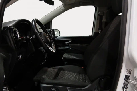 Mercedes-Benz Vito Combi 116 CDI Tourer Select Larga AT 120 kW (163 CV)