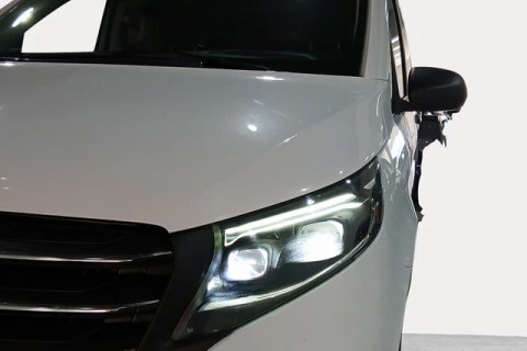 Mercedes-Benz Vito Combi 116 CDI Tourer Select Larga AT 120 kW (163 CV)