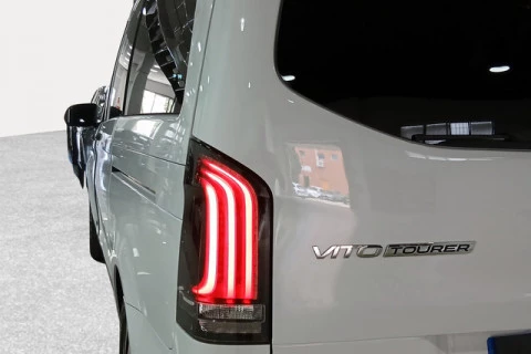 Mercedes-Benz Vito Combi 116 CDI Tourer Select Larga AT 120 kW (163 CV)