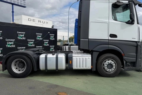 Mercedes-Benz Actros 1851