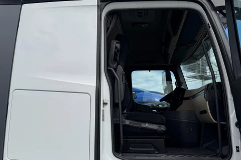 Mercedes-Benz Actros 1851