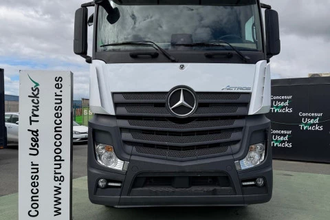 Mercedes-Benz Actros 1851