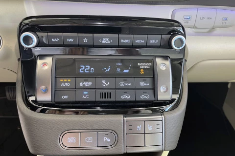 Hyundai Inster 49KWH 85KW (115CV) Tecno