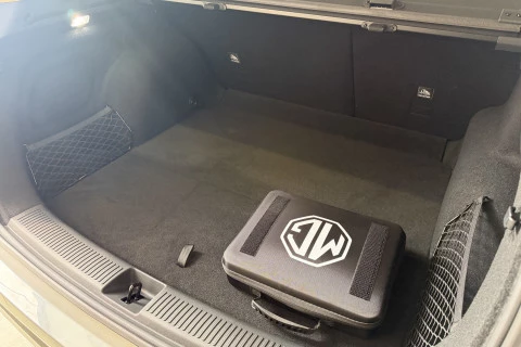 MGS6 EV Luxury