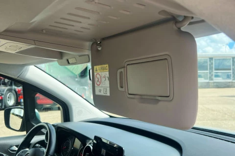 Mercedes-Benz Clase T 180 d