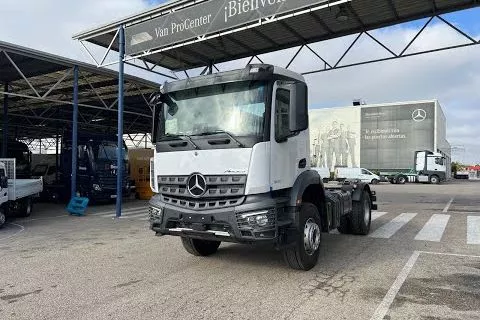 Mercedes-Benz Arocs 1830