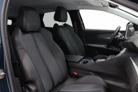 Peugeot 3008 Hybrid 180 e-EAT8 Allure Pack