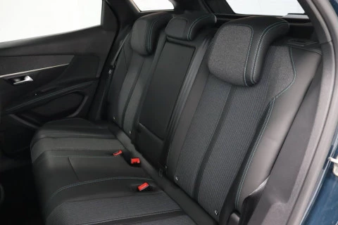 Peugeot 3008 Hybrid 180 e-EAT8 Allure Pack