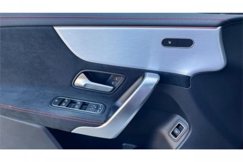 Mercedes-Benz CLA CLA 200 D DCT