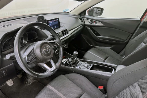 Mazda3 1.5 DE 77KW MT Black Tech Edition