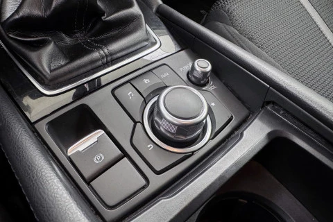 Mazda3 1.5 DE 77KW MT Black Tech Edition