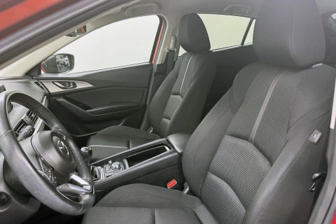 Mazda3 1.5 DE 77KW MT Black Tech Edition