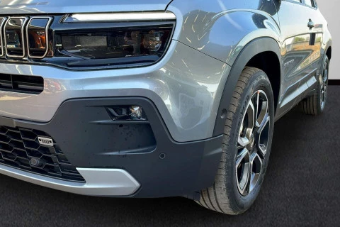 Jeep Avenger BEV 115kW (156CV) Summit