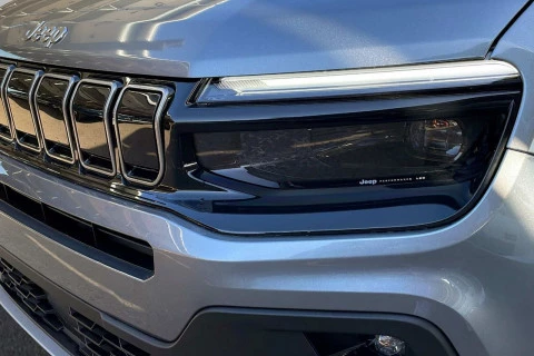 Jeep Avenger BEV 115kW (156CV) Summit