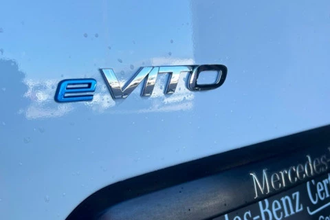 Mercedes-Benz Vito E-Vito 111 Furgón Larga