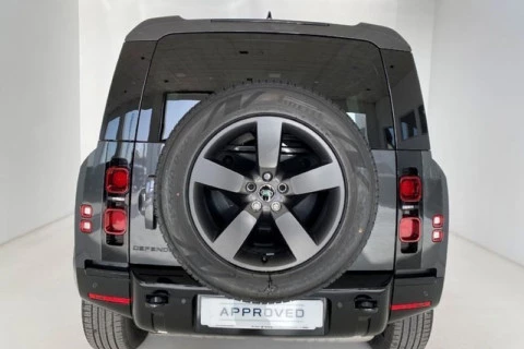 Land Rover Defender 110 3.0D I6 MHEV X-Dynamic SE 4WD AT 183 kW (249 CV)