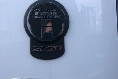 Mercedes-Benz Actros 1851 LS