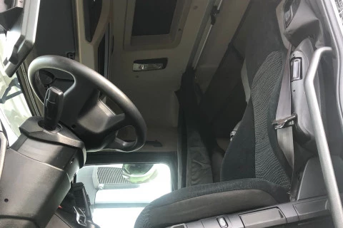 Mercedes-Benz Actros 1851 LS