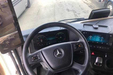 Mercedes-Benz Actros 1851 LS