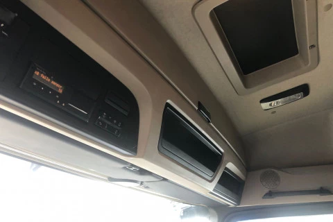 Mercedes-Benz Actros 1851 LS