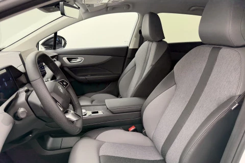 MG4 64kWh Luxury