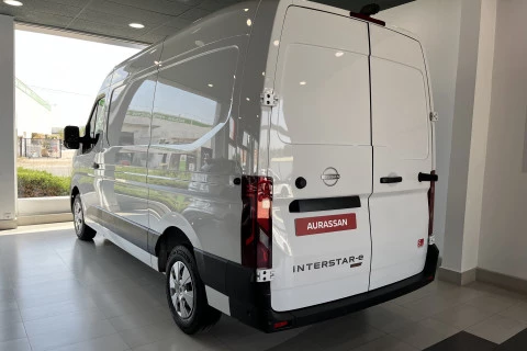 Nissan Interstar Furgón L2H2 3,5T 87 kWh A/T N-Connecta
