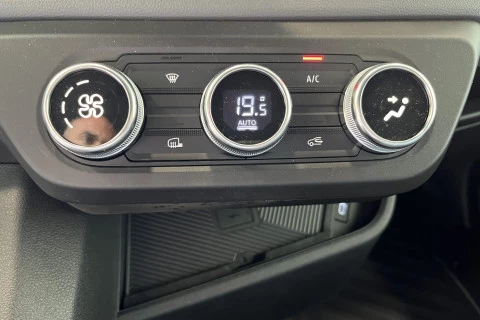 Nissan Interstar Furgón L2H2 3,5T 87 kWh A/T N-Connecta