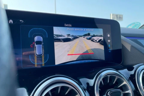 Mercedes-Benz GLA GLA 200 D