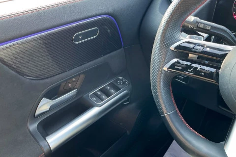 Mercedes-Benz GLA GLA 200 D