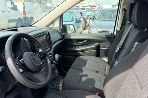 Mercedes-Benz Vito 110 FURGON PRO LARGO