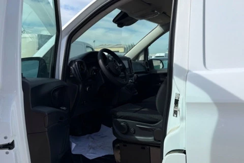 Mercedes-Benz Vito 110 FURGON PRO LARGO