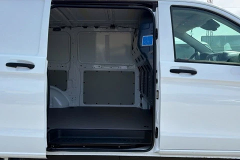 Mercedes-Benz Vito 110 FURGON PRO LARGO