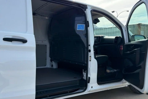 Mercedes-Benz Vito 110 FURGON PRO LARGO