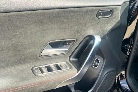Mercedes-Benz Clase A Sedán A 250 e