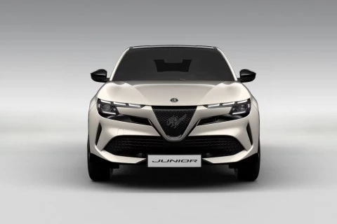 Alfa Romeo Junior Ibrida Sport Speciale 108kW (145CV)