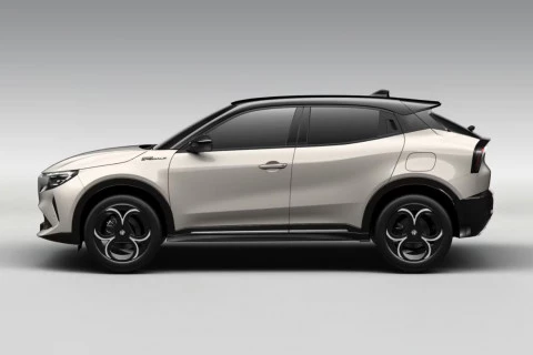 Alfa Romeo Junior Ibrida Sport Speciale 108kW (145CV)