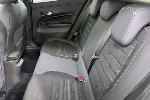 Alfa Romeo Junior Ibrida Sport Speciale 108kW (145CV)