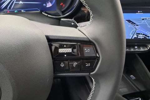 Alfa Romeo Junior Ibrida Sport Speciale 108kW (145CV)
