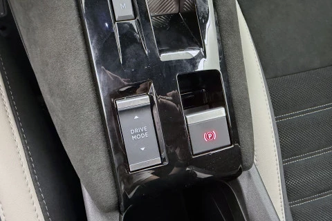 Alfa Romeo Junior Ibrida Sport Speciale 108kW (145CV)
