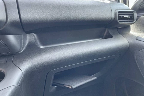 Peugeot Partner Standard 600kg BlueHDi 73kW