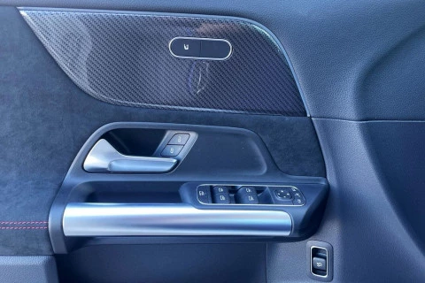 Mercedes-Benz GLA GLA 200 D