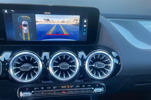 Mercedes-Benz GLA GLA 200 D