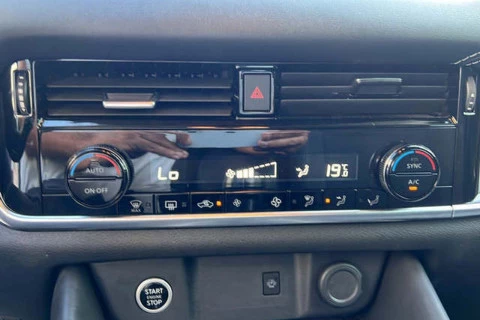 Nissan Qashqai DIG-T 103kW N-Connecta